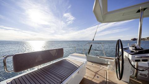 Jeanneau Yacht 65 :