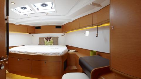 Jeanneau Sun Odyssey 519 : Forward owner cabin Jeanneau Sun Odyssey 519 : Forward owner cabin