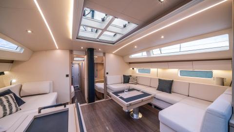 Jeanneau Yacht 65 :