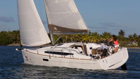 Jeanneau Sun Odyssey 349 : Navigating