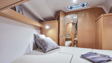 Jeanneau Sun Odyssey 319 : Forward cabin Jeanneau Sun Odyssey 319 : Forward cabin