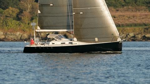 J Boats - J Composites J 133 navigating J Boats - J Composites J 133 navigating