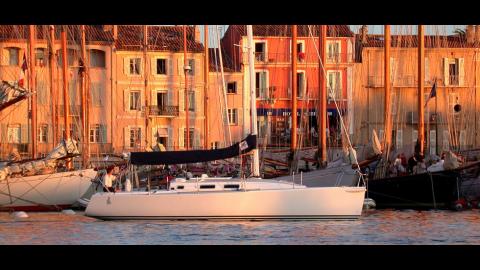 J-Boats - J-Composites J 109 at anchor J-Boats - J-Composites J 109 at anchor