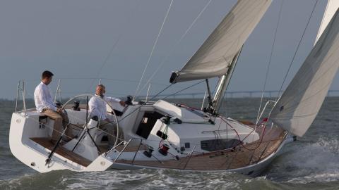 J-Boats - J-Composites J 122 E navigating J-Boats - J-Composites J 122 E navigating