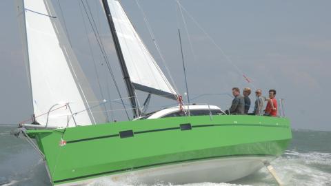 RM Yachts RM 1060 navigating RM Yachts RM 1060 navigating