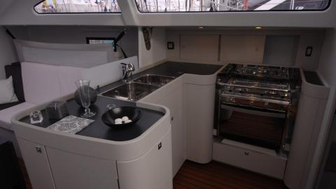 RM Yachts RM 1060: galley RM Yachts RM 1060: galley