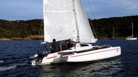 Astus 22 : sailing Astus 22 : sailing
