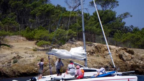 Astus 22 : at anchor Astus 22 : at anchor