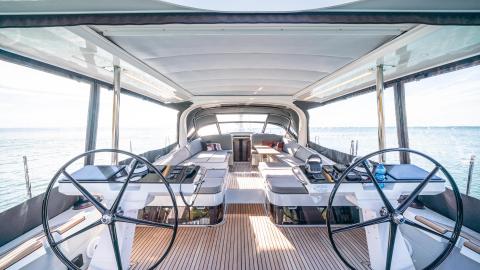 Jeanneau Yacht 65 :