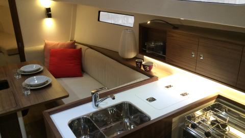 J-Boats - J-Composites J 112 E : kitchen - saloon J-Boats - J-Composites J 112 E : kitchen - saloon