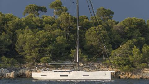 Dufour 56 Exclusive at anchor Dufour 56 Exclusive at anchor