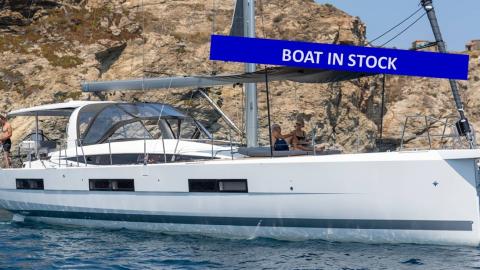 Jeanneau 60 : at anchor