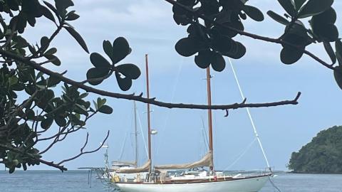 Cheoy Lee 47  : At anchor in caribbean