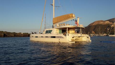 Squalt Marine  CK 64’ : At anchor