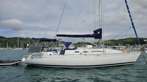 Bénéteau First 375 : At anchor Marin in Martinique