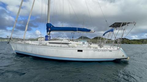 Bénéteau First 38 : At anchor in Martinique