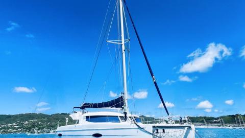 Fountaine Pajot Lipari 41 : Anchorage in Martinique