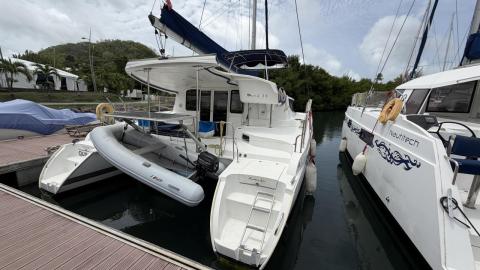 Fountaine Pajot Mahé 36 Evolution : In marina