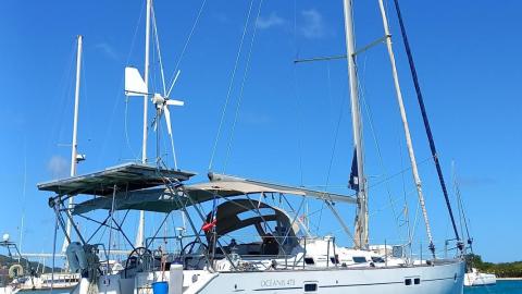 Bénéteau Oceanis 473 : At anchor in The Caribbean