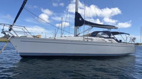 Jeanneau Sun Shine 38 : At anchor in Martinique
