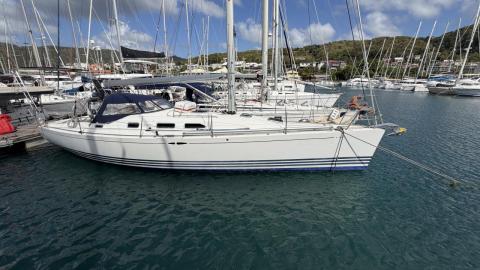 X-Yachts-X-40 : Docked in Martinique