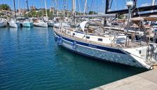 Hallberg-Rassy 46 : In marina