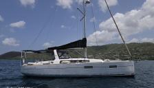 Bénéteau Oceanis 38 : Martinique anchorage Bénéteau Oceanis 38 : Martinique anchorage