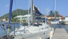 Bénéteau Oceanis 461 : In marina