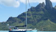 Meta Outremer 33 : At anchor in Polynesia