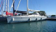 Fora Marine RM 1350 : On the pontoon in Martinique