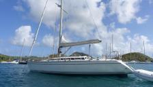 Jeanneau Sun Shine 38 : At anchor in Martinique
