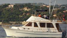 Hershine  Trawler 37 : Navigating