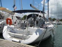 In the marina - Jeanneau Sun Odyssey 42I, Used (2007) - Guadeloupe (Ref 434)