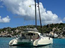 One off Artemis 36 : At anchor stern view One off Artemis 36 : At anchor stern view