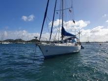 Del Pardo Grand Soleil 46 : At anchor in Martinique