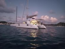 Lagoon 440 : At anchor in Martinique