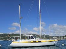 Pelle Peterson Maxi 120 :  At anchor in Martinique