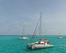 NEEL-TRIMARANS NEEL 45 : At anchor in Grenadines