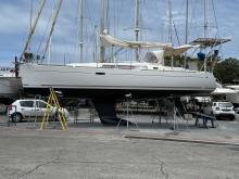 Bénéteau Oceanis 37 : On ship yard in Martinique
