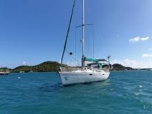 Bénéteau Oceanis 430 : At anchor in Martinique