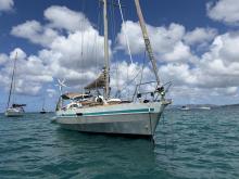 Alubat Ovni 43 : At anchor in Marinique