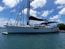 Jeanneau Sun Odyssey 44 i : At the pontoon in Martinique
