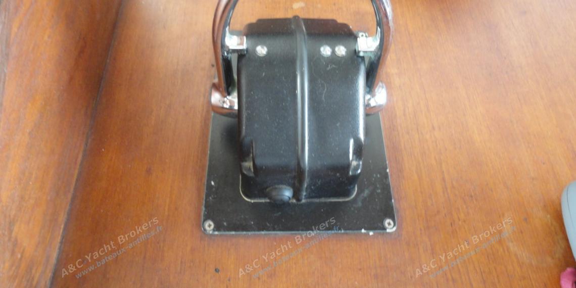 Cheoy Lee Europa 53’ : Engine control at the helm station Cheoy Lee Europa 53’ : Engine control at the helm station