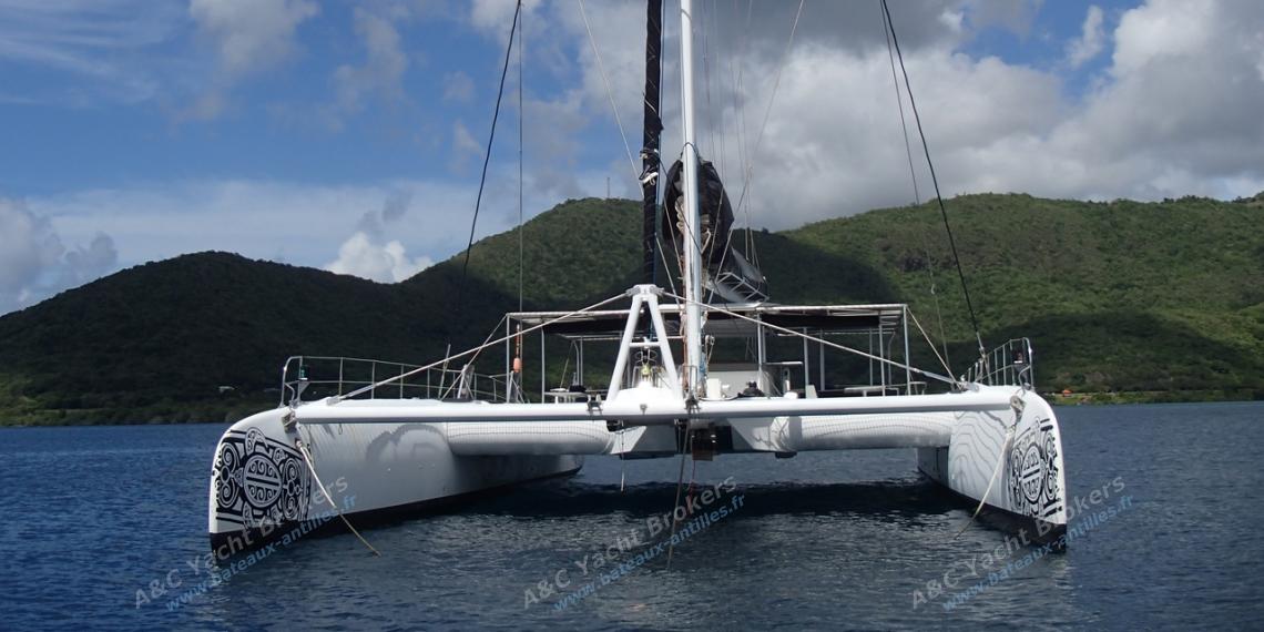 Fountaine Pajot Taïti 75 : At anchor Fountaine Pajot Taïti 75 : At anchor