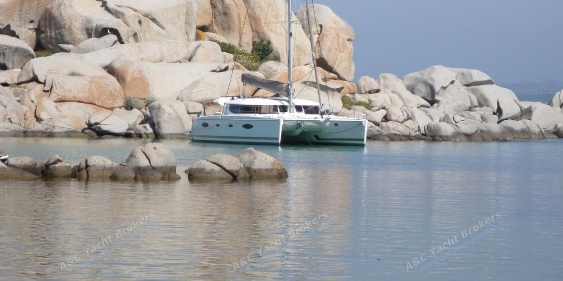 Salina 48 Evolution : At anchorage Salina 48 Evolution : At anchorage