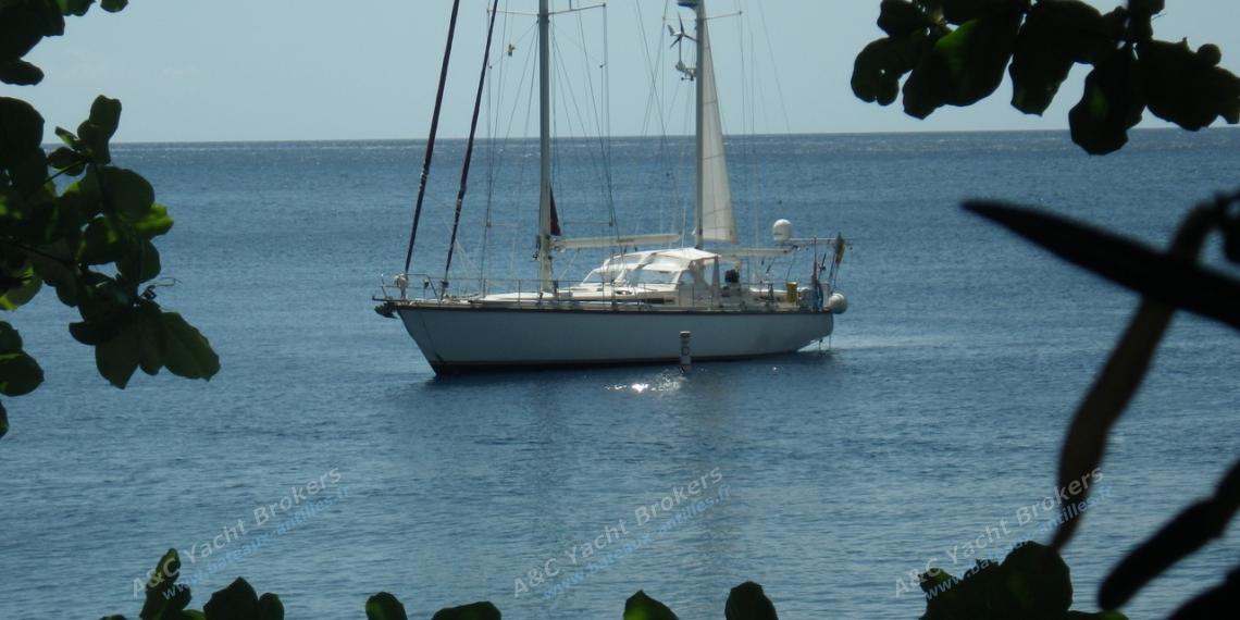 Super Maramu : At anchor in the Caribbean Super Maramu : At anchor in the Caribbean