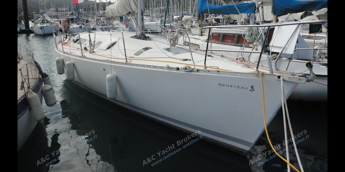 Bénéteau First 41 S5 : In the marina Bénéteau First 41 S5 : In the marina