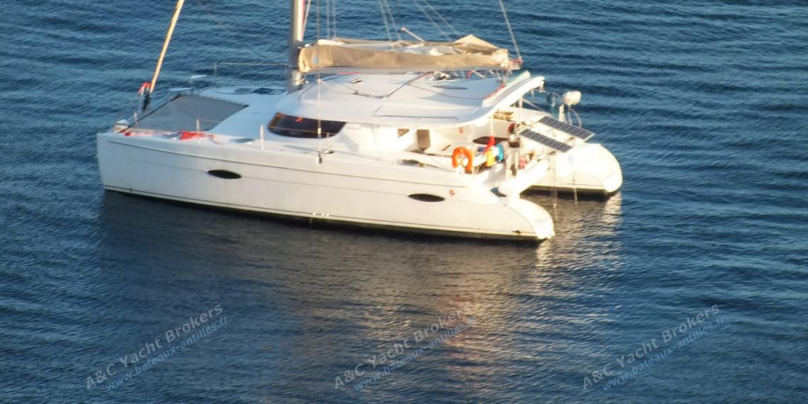 Fountaine Pajot Lipari 41 : At anchor at Les Saintes Fountaine Pajot Lipari 41 : At anchor at Les Saintes