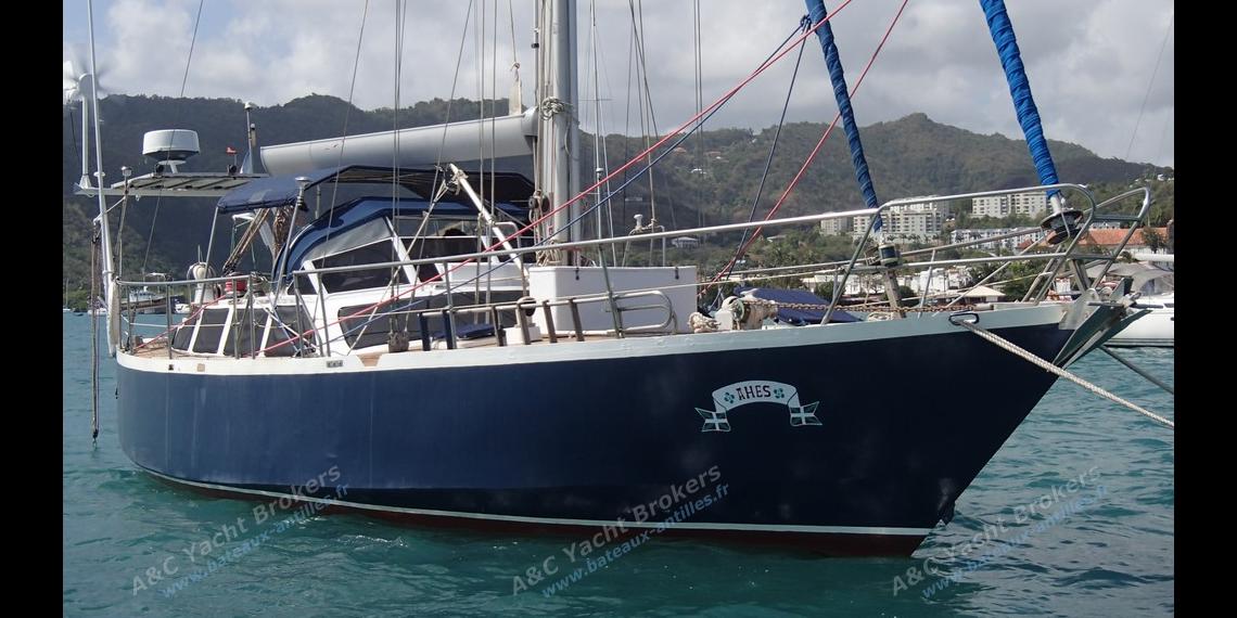 CNBP Ile Disco : At anchor in Martinique CNBP Ile Disco : At anchor in Martinique