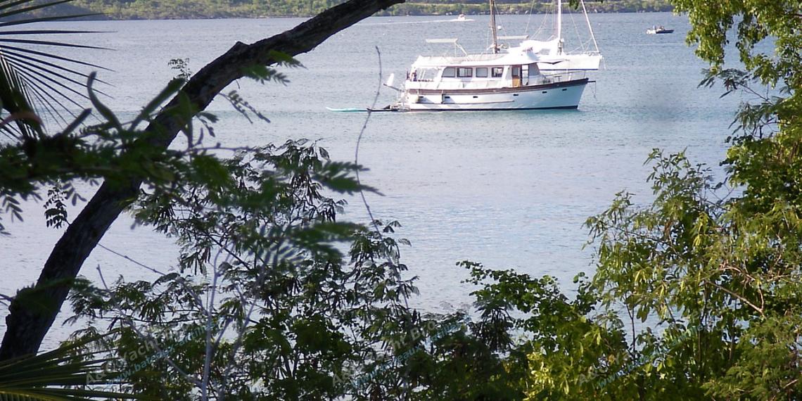 Cheoy Lee Europa 53’ : Pointe Marin anchorage Cheoy Lee Europa 53’ : Pointe Marin anchorage